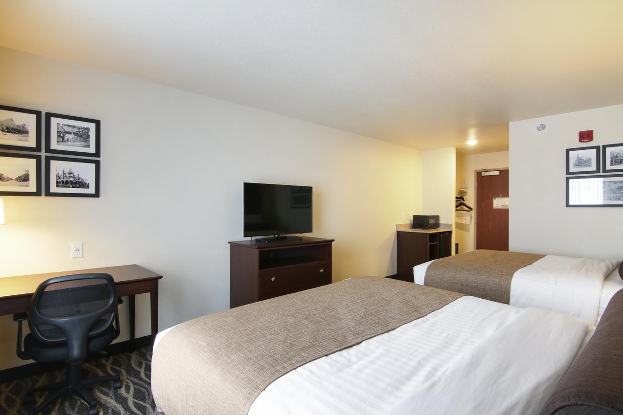 Cobblestone Inn & Suites - Menomonie/Uw-Stout Екстериор снимка