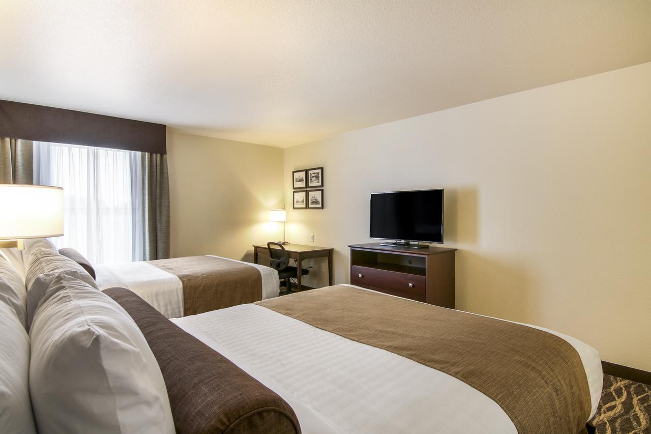 Cobblestone Inn & Suites - Menomonie/Uw-Stout Екстериор снимка
