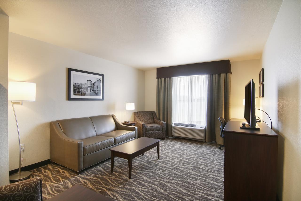 Cobblestone Inn & Suites - Menomonie/Uw-Stout Екстериор снимка